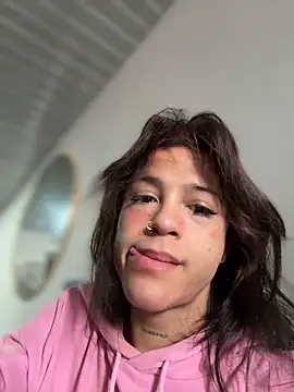 Snapshot of stormytt_ chatting on November 30, 2025, 5:39 pm stormytt online show from November 30, 2025, 5:39 pm