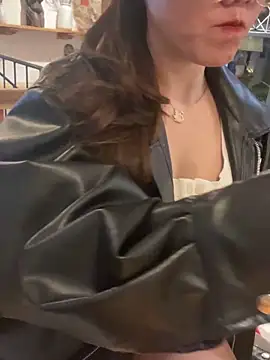 HinaLovely online show from January 20, 2025, 12:39 pm