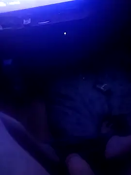 tubing0101 online show from December 20, 2025, 1:45 am