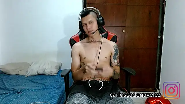 Snapshot of dickmaximum chatting on May 9, 2026, 8:58 pm dickmaximum online show from May 9, 2026, 8:58 pm