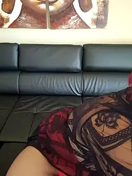 Snapshot of SarahDelSol chatting on December 30, 2024, 12:20 pm SarahDelSol online show from December 30, 2024, 12:20 pm