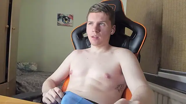 Snapshot of Bananas_dick chatting on December 8, 2024, 7:11 pm Bananas dick online show from December 8, 2024, 7:11 pm