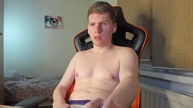 Snapshot of Bananas_dick chatting on January 15, 2025, 4:47 am Bananas dick online show from January 15, 2025, 4:47 am