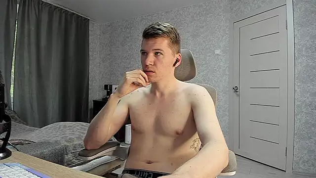 Bananas dick online show from May 14, 2026, 7:15 am