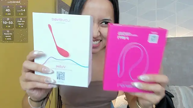 Snapshot of Sammy_Fit_ chatting on July 24, 2026, 12:25 pm Sammy Fit online show from July 24, 2026, 12:25 pm