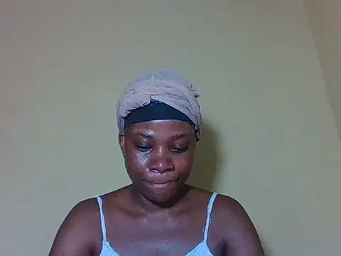Sweetbaby004 online show from April 27, 2026, 4:27 pm