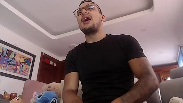 Snapshot of dvg2402 chatting on January 28, 2025, 5:14 pm dvg2402 online show from January 28, 2025, 5:14 pm