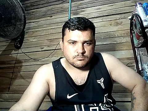 Arcangel 05 online show from March 21, 2026, 4:17 am