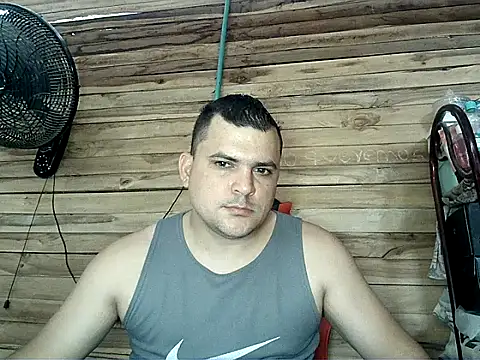 Arcangel 05 online show from July 24, 2026, 3:32 pm