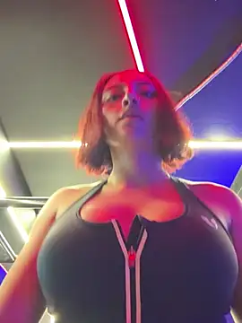 alexademie1 online show from February 4, 2025, 4:29 pm