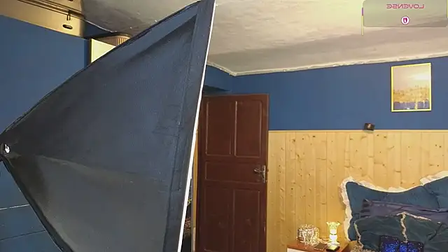 VanessaDoyle online show from March 20, 2025, 5:47 pm