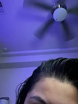 drizzypeach602 online show from December 27, 2024, 2:04 am