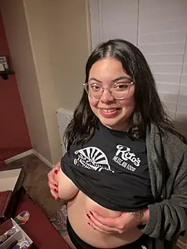 drizzypeach602 online show from February 1, 2025, 9:32 am