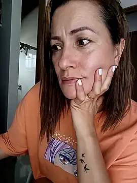 Snapshot of Verito_hot chatting on January 7, 2025, 9:14 pm Verito hot online show from January 7, 2025, 9:14 pm