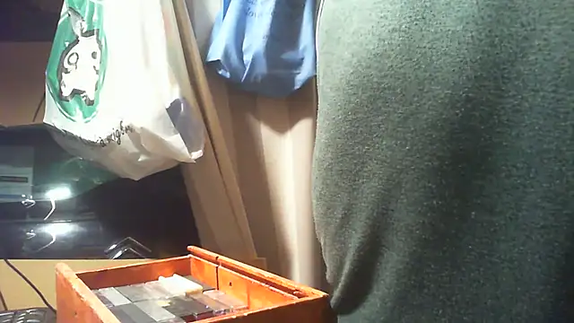 nonnomaturobisex online show from September 21, 2025, 8:49 am