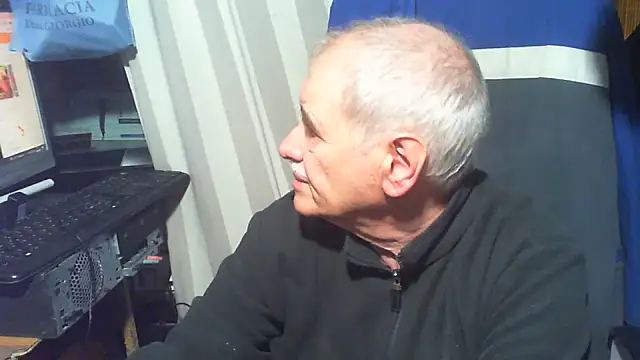 nonnomaturobisex online show from April 25, 2026, 9:12 am