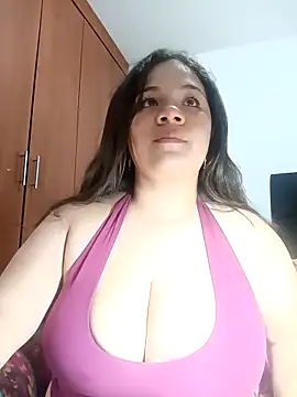 Snapshot of Van3orgasm4me chatting on September 23, 2025, 1:47 pm Van3orgasm4me online show from September 23, 2025, 1:47 pm