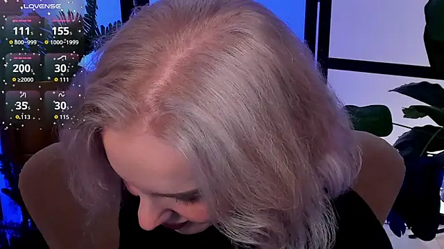 LianaFord online show from September 11, 2025, 7:47 pm