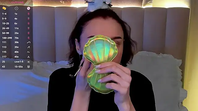 LianaFord online show from January 12, 2026, 2:50 am