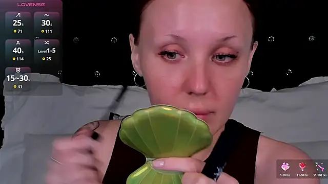 LianaFord online show from May 17, 2026, 7:17 am