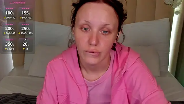 LianaFord online show from May 21, 2026, 4:30 am