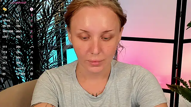 LianaFord online show from July 18, 2026, 5:11 am