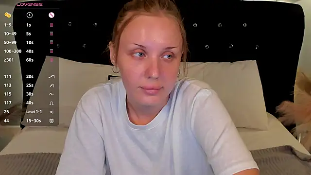 LianaFord online show from July 19, 2026, 4:49 am