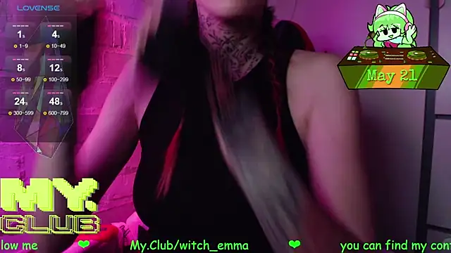 Snapshot of Witch_Emma chatting on May 21, 2026, 7:59 am Witch Emma online show from May 21, 2026, 7:59 am