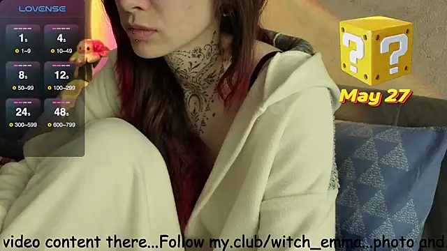 Snapshot of Witch_Emma chatting on May 27, 2026, 7:16 am Witch Emma online show from May 27, 2026, 7:16 am