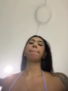 AntonellaRossi online show from July 5, 2026, 1:18 pm