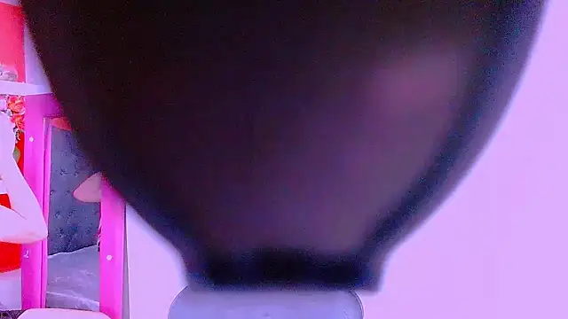 Snapshot of priscilahotker chatting on January 17, 2025, 10:44 am priscilahotker online show from January 17, 2025, 10:44 am