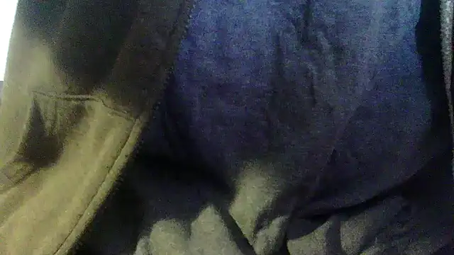 Snapshot of OralDesires2 chatting on December 1, 2024, 4:29 pm OralDesires2 online show from December 1, 2024, 4:29 pm