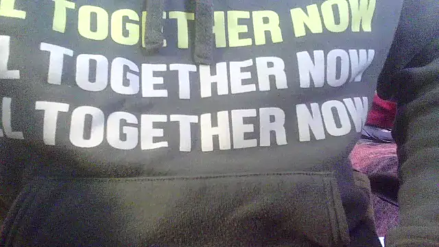 Snapshot of OralDesires2 chatting on December 29, 2024, 2:31 pm OralDesires2 online show from December 29, 2024, 2:31 pm