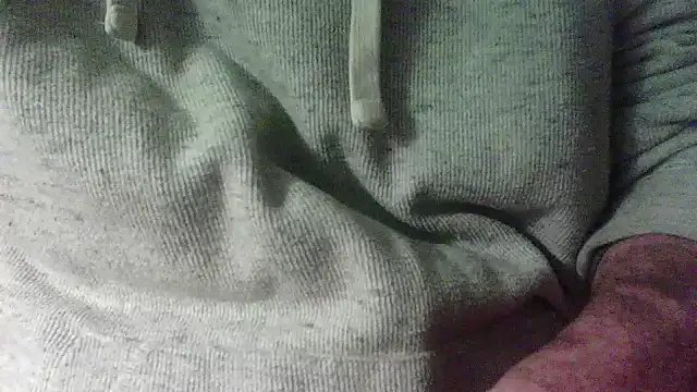 Snapshot of OralDesires2 chatting on January 8, 2025, 10:58 pm OralDesires2 online show from January 8, 2025, 10:58 pm