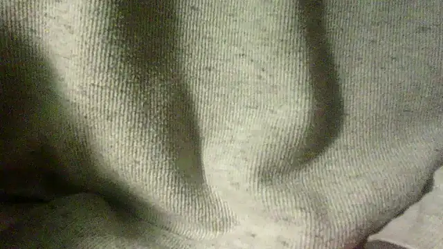 Snapshot of OralDesires2 chatting on February 16, 2025, 1:36 am OralDesires2 online show from February 16, 2025, 1:36 am