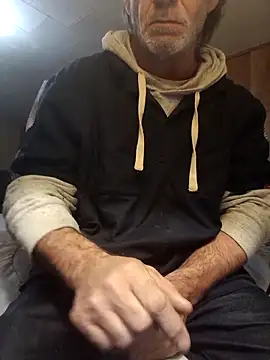 Snapshot of OralDesires2 chatting on December 15, 2025, 9:30 pm OralDesires2 online show from December 15, 2025, 9:30 pm