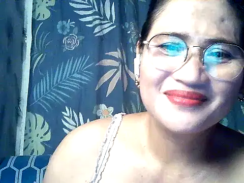 Snapshot of Amazing_Angel22 chatting on September 24, 2025, 6:33 pm Amazing Angel22 online show from September 24, 2025, 6:33 pm