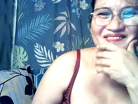 Snapshot of Amazing_Angel22 chatting on October 10, 2025, 6:12 am Amazing Angel22 online show from October 10, 2025, 6:12 am