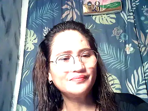 Snapshot of Amazing_Angel22 chatting on October 16, 2025, 7:37 pm Amazing Angel22 online show from October 16, 2025, 7:37 pm