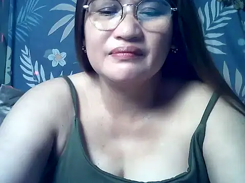 Amazing Angel22 online show from May 11, 2026, 11:35 pm