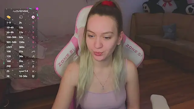 CyrilaPuff online show from January 11, 2025, 4:48 am