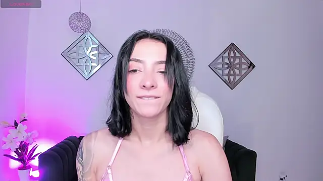 Snapshot of barbie_scoth_ chatting on December 16, 2025, 7:30 pm barbie scoth online show from December 16, 2025, 7:30 pm