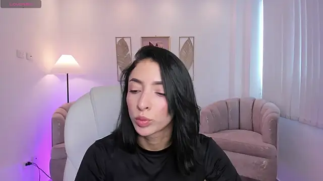 Snapshot of barbie_scoth_ chatting on December 22, 2025, 7:44 pm barbie scoth online show from December 22, 2025, 7:44 pm