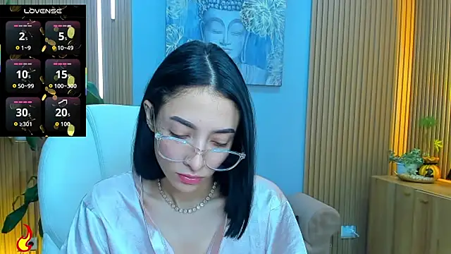 Snapshot of barbie_scoth_ chatting on February 28, 2026, 8:43 pm barbie scoth online show from February 28, 2026, 8:43 pm