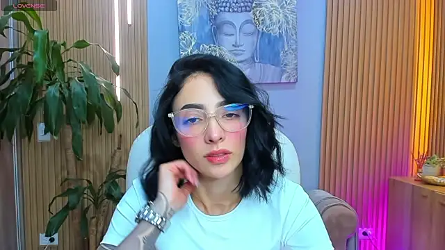 Snapshot of barbie_scoth_ chatting on May 7, 2026, 8:36 pm barbie scoth online show from May 7, 2026, 8:36 pm