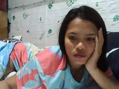 Snapshot of Silly_Girl21 chatting on December 5, 2025, 1:09 pm Silly Girl21 online show from December 5, 2025, 1:09 pm