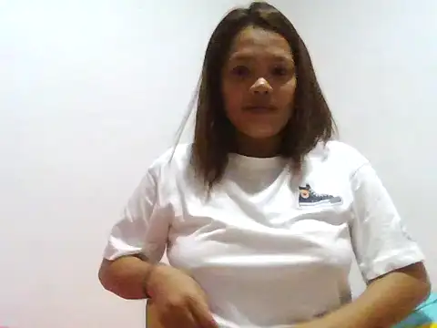 Snapshot of Silly_Girl21 chatting on June 23, 2026, 8:40 pm Silly Girl21 online show from June 23, 2026, 8:40 pm
