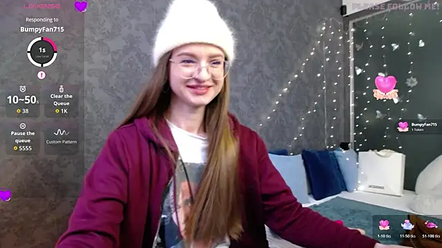 KateJonson online show from February 5, 2026, 8:19 am