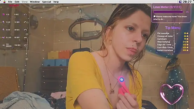 Snapshot of Kryptosworld chatting on April 16, 2026, 7:47 pm Kryptosworld online show from April 16, 2026, 7:47 pm