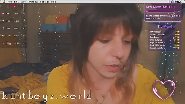 Snapshot of Kryptosworld chatting on April 16, 2026, 9:39 pm Kryptosworld online show from April 16, 2026, 9:39 pm